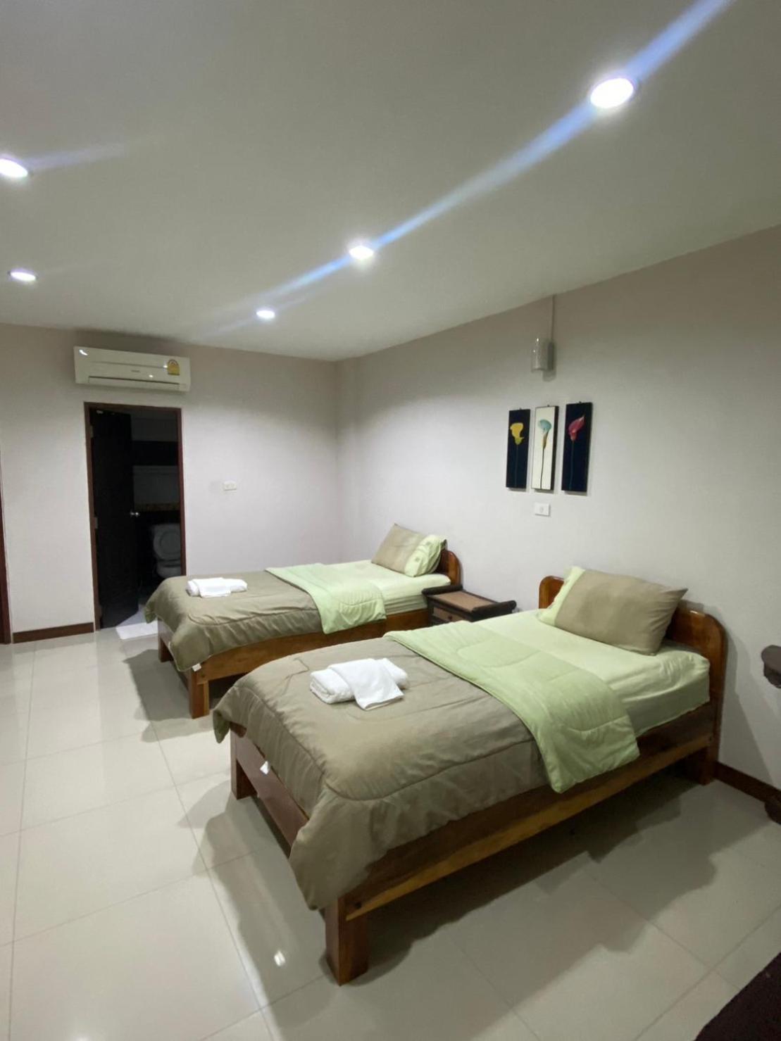 Klang Muang River Home ペッチャブーン エクステリア 写真